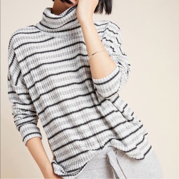 Anthropologie Tops - Anthropologie Brushed Fleece Pullover by Sat/Sun Sz S EUC